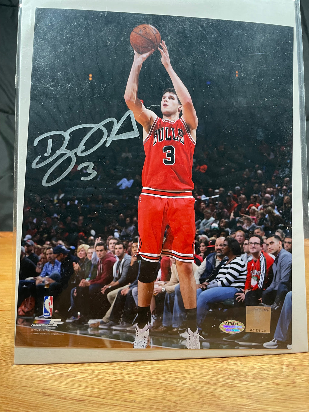 Doug McDermott Autographed 8x10 Photograph-Schwartz Hologram and Certificate of Authenticity