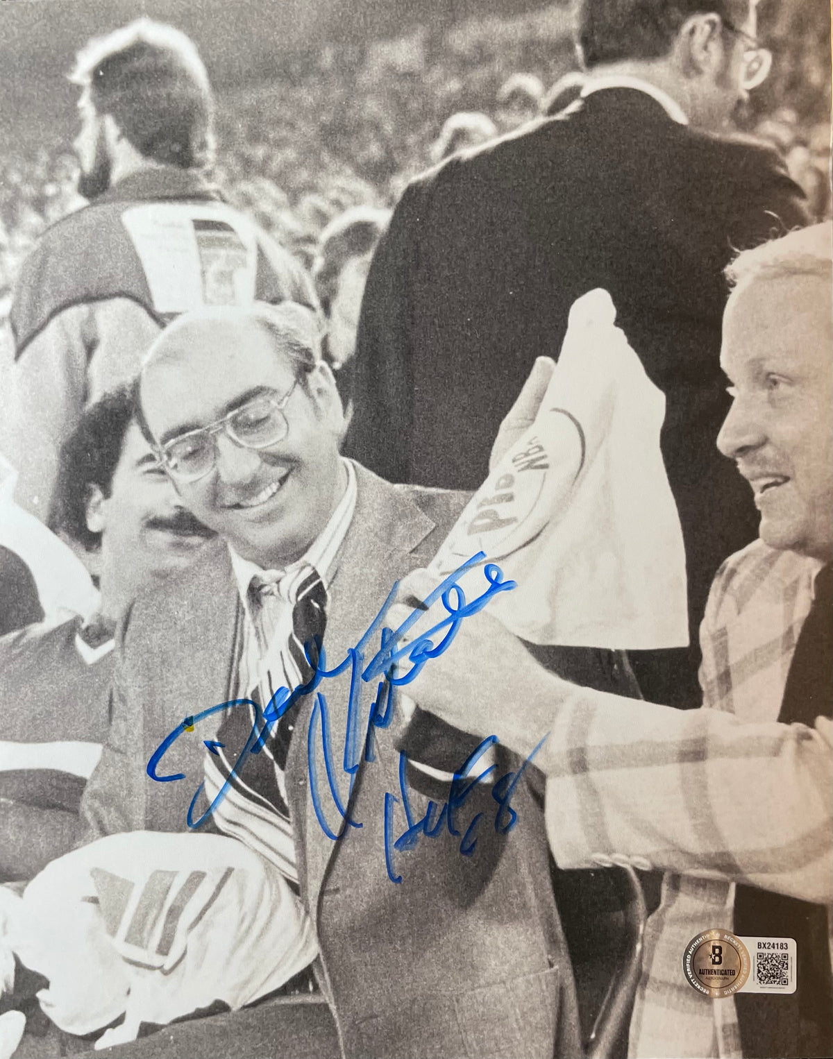 Dick Vitale Autographed 8x10 Photograph - Beckett Certified