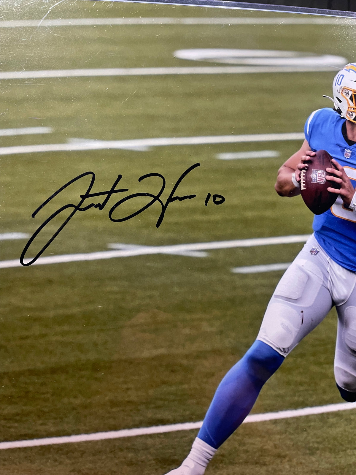 Justin Herbert Autographed 16x20 Photograh- Fanatics Hologram
