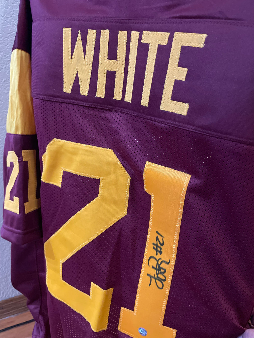 LenDale White Autographed USC Trojans Custom Jersey - AWM Certified