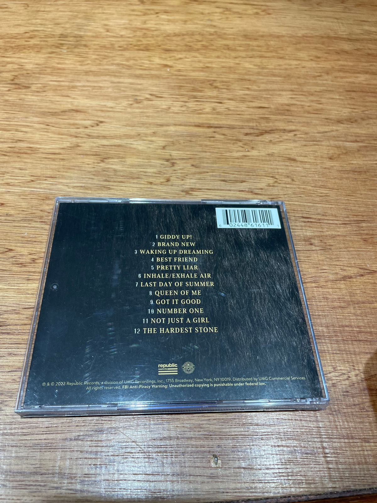 Shania Twain CD “Queen of Me” with Autographed CD Insert- JSA Hologram and Certificate of Authenticity